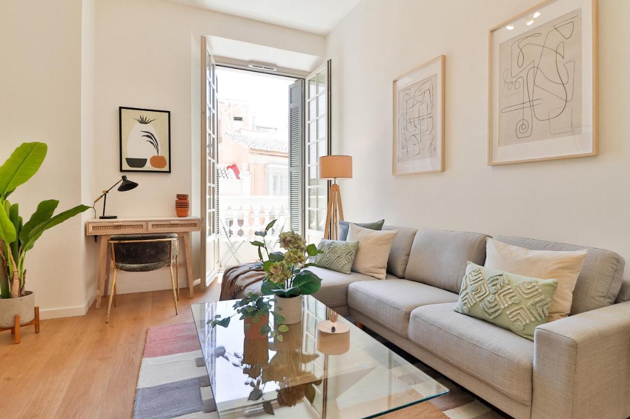 C74 - Marvelous 3 Bedroom In Historical Màlaga